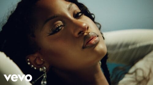 Tems Hits 20.32M Monthly Listeners, Becomes 2nd Biggest Nigerian Artist on Spotify